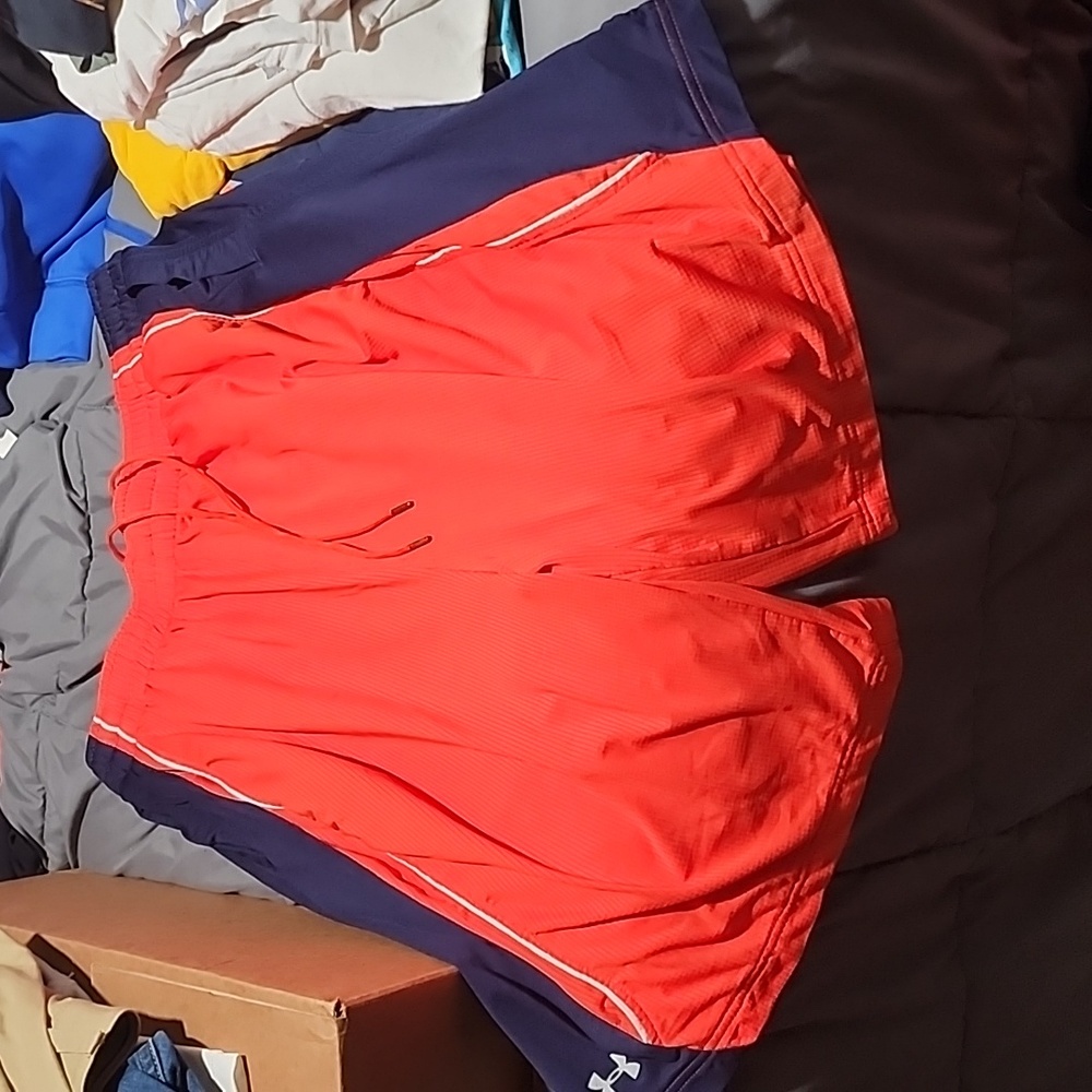 Under Armour Mens Size 2XL XXL Sports Shorts